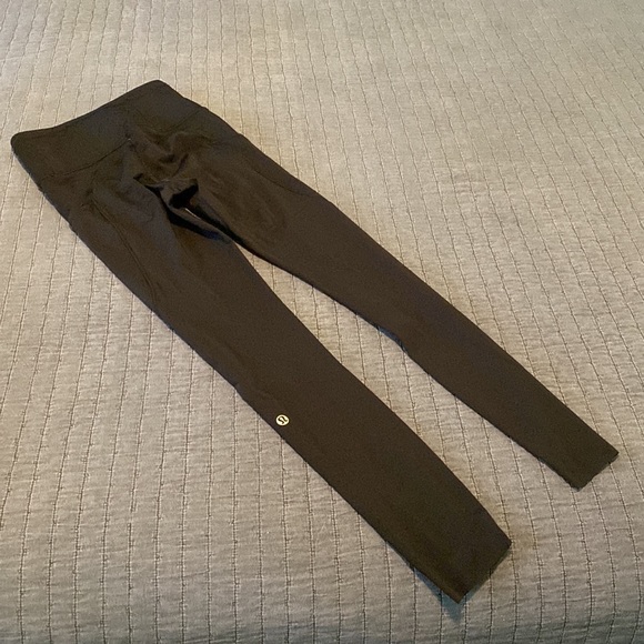 Swift speed lululemon tights sz 2 black - Picture 5 of 5